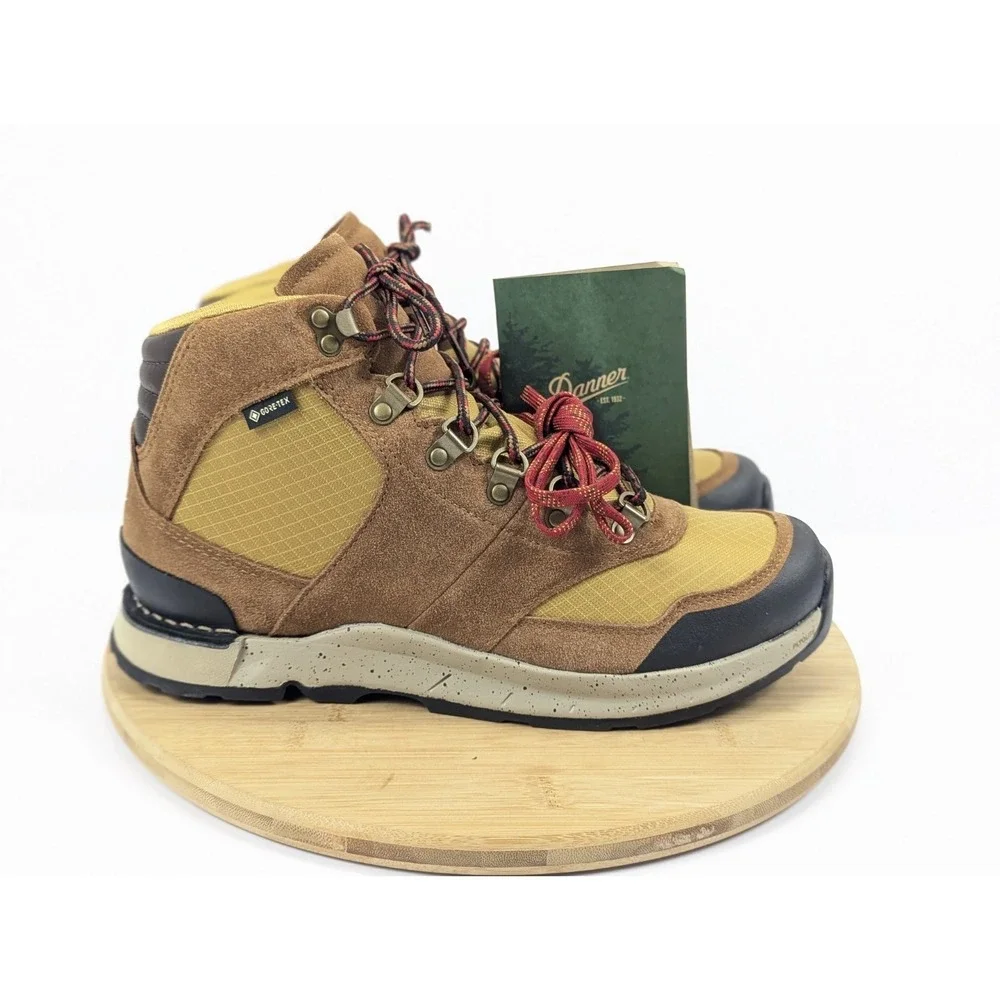 Danner Free Spirit Monks Robe Mens 10 Gore-Tex Waterproof Hiking Boots 37531